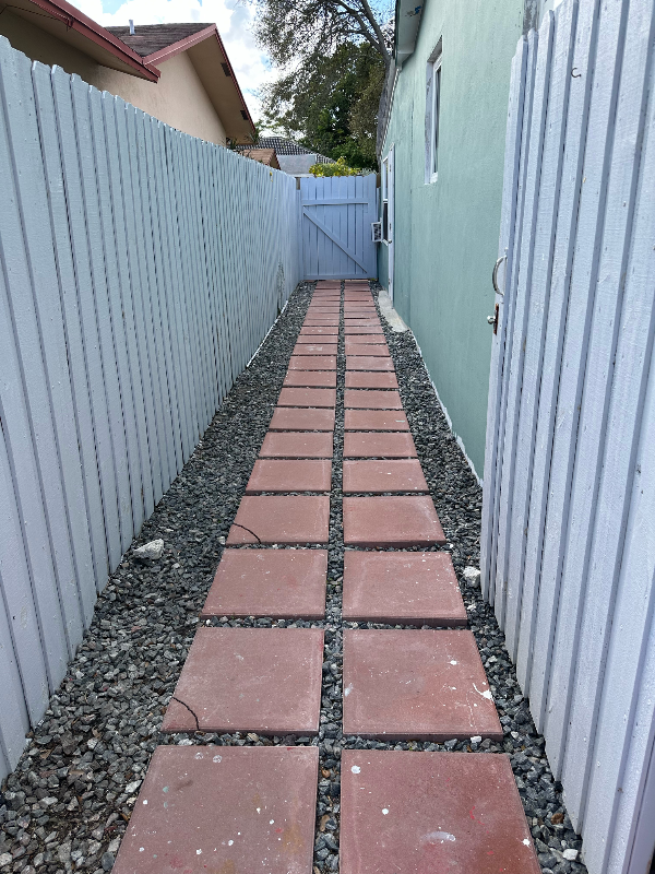 Building Photo - 2330 SW 48th Ave