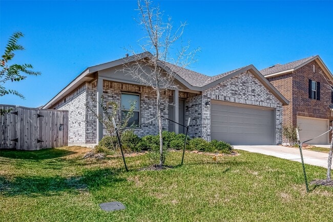 Building Photo - 18111 Robin Creek Dr