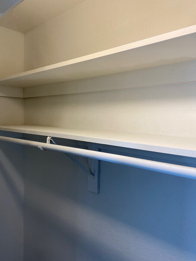 Building Photo - 3426 Parish Cir