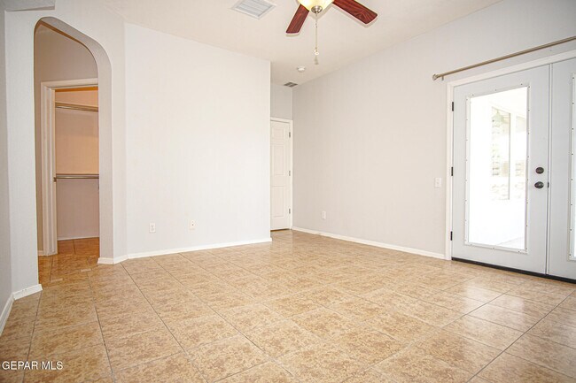 Building Photo - 5902 Redstone Mesa Ct