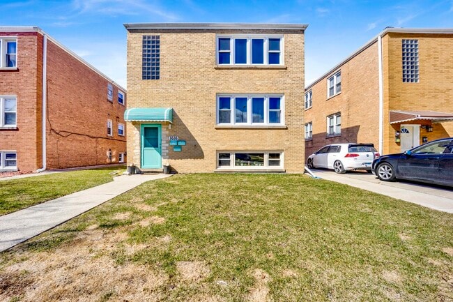 Building Photo - 1616 N 17th Ave