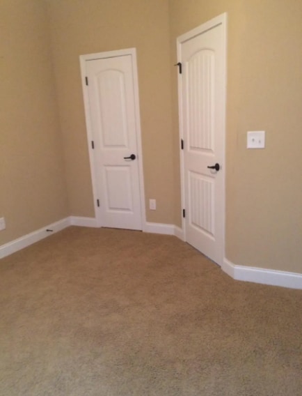 Building Photo - 319 Haywood Dr