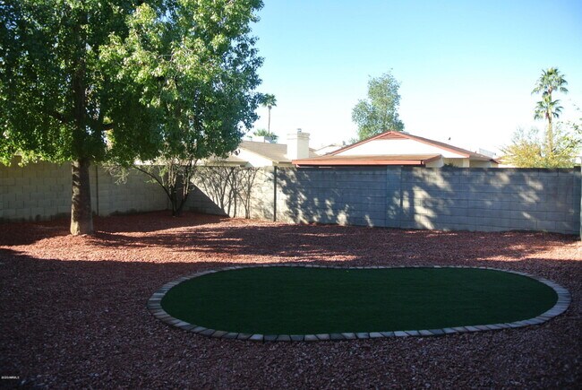 Building Photo - 20014 N 47th Ln