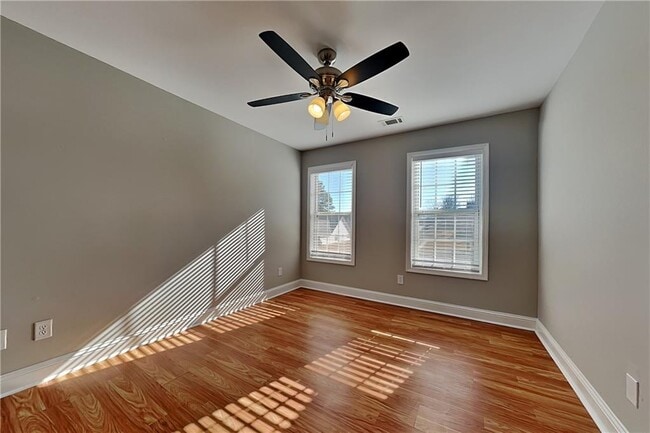 Building Photo - 3205 Wellbrook Dr