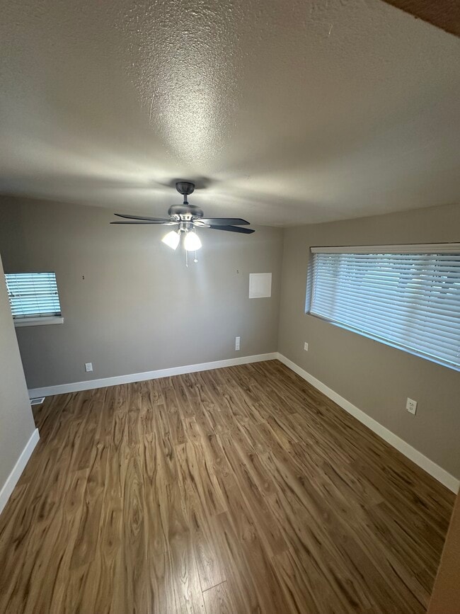 Building Photo - BEREA PROPERTY ( PRIVATE)