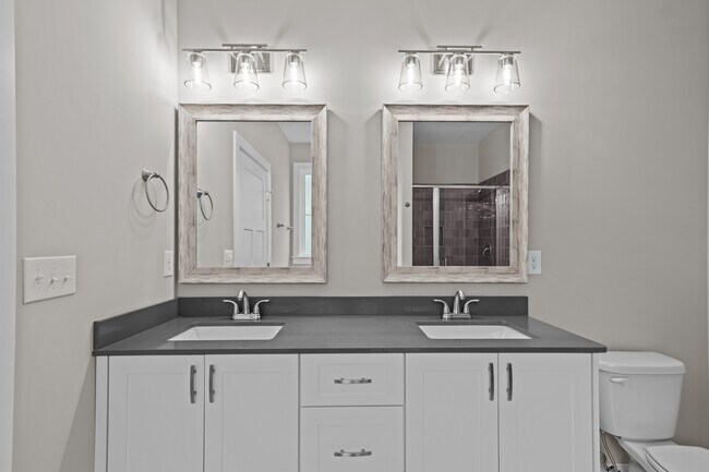 Building Photo - 707-p707 Ronaldsay Rd