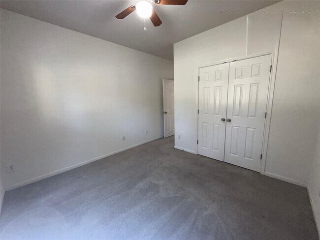 Building Photo - 1124 Winding Creek Pl