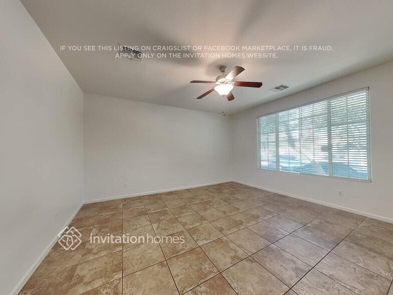 Building Photo - 3387 E Constitution Dr