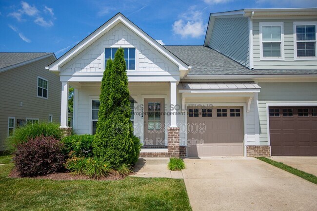 Building Photo - 1041 Honey Bush Cir
