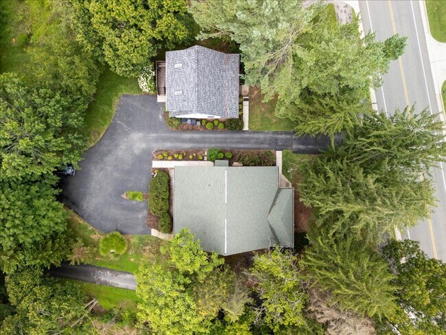 Building Photo - 50% Off First Month! Spacious 3BR Townhome...