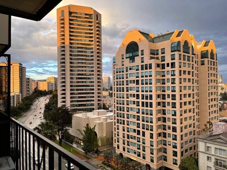Building Photo - 10535 Wilshire Blvd