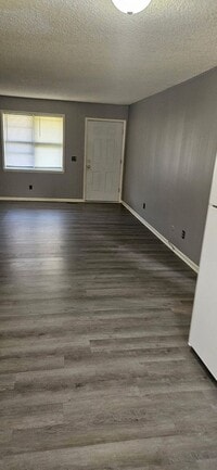 Building Photo - 5408 S Hutchinson Ct