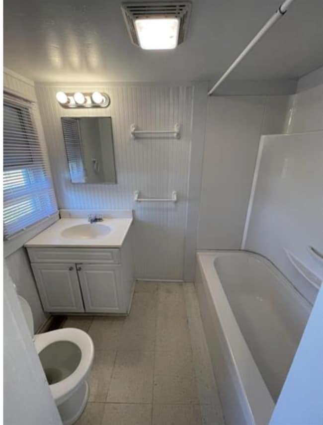 Building Photo - 4316 North Carolina 242