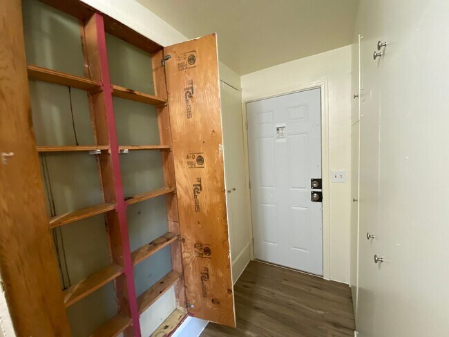 Building Photo - 2602 Eide St