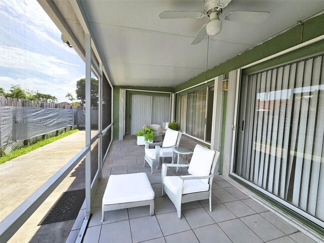 Building Photo - 15160 SW 128th Ave