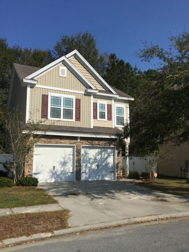 Primary Photo - 250 Summer Hill Way
