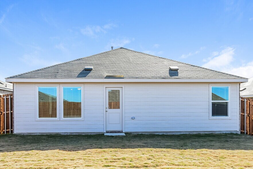 Building Photo - 1805 Javelina St