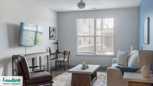 Building Photo - 900 E Six Forks Rd