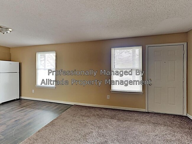 Building Photo - 1519 Crums Ln