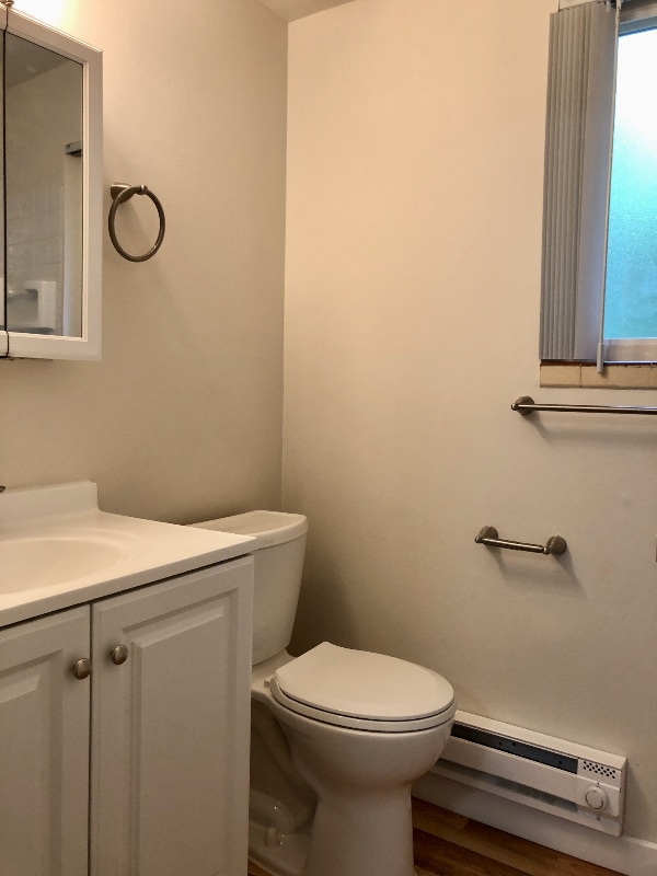 Building Photo - 3604 NE 73rd Pl