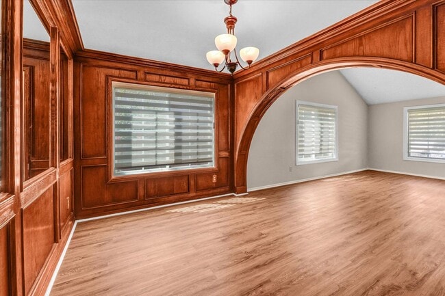 Building Photo - 11454 Doral Ave
