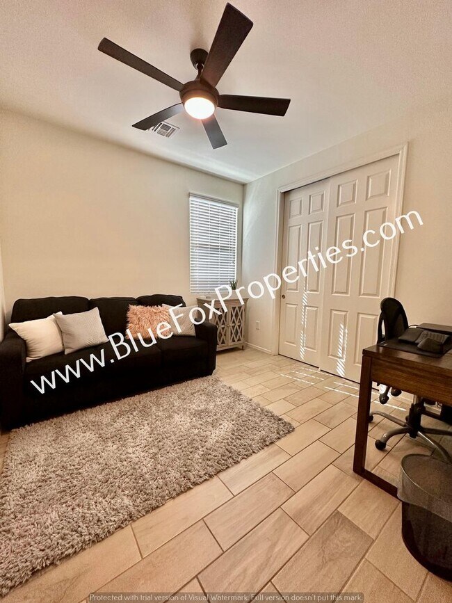 Building Photo - 4496 S Saginaw Hill Dr