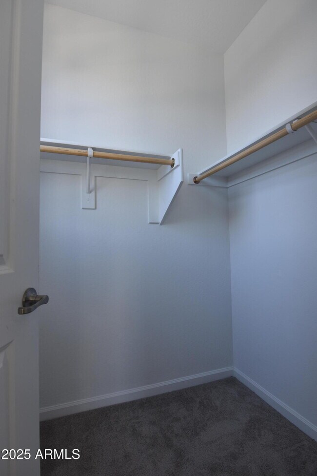 Building Photo - 250 E Wisteria Dr