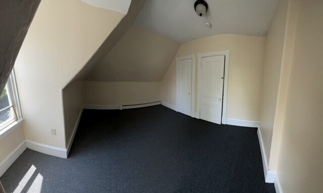 Building Photo - 9 Hickok Pl