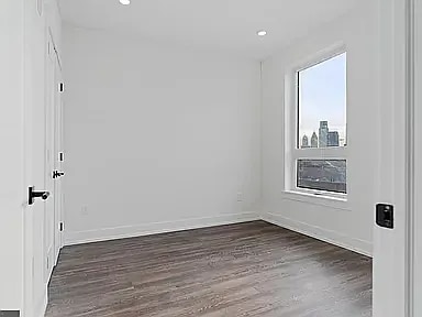 Building Photo - 1721 Ridge Ave