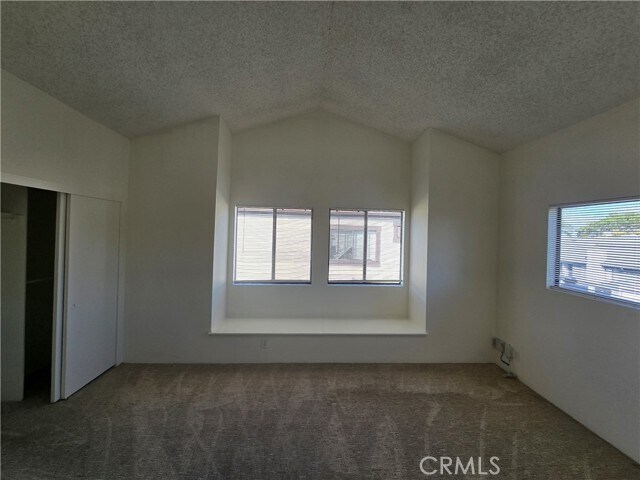 Building Photo - 7942 Moonshadow Cir