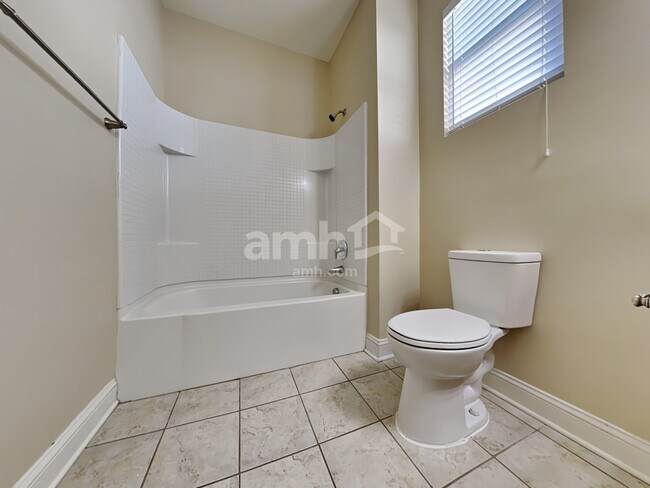 Building Photo - 306 Duck Pond Ln