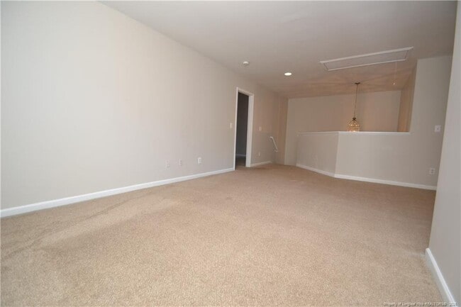Building Photo - 1428 Cricket Ridge Dr
