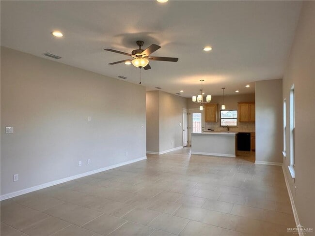Building Photo - 21 Westway Ct