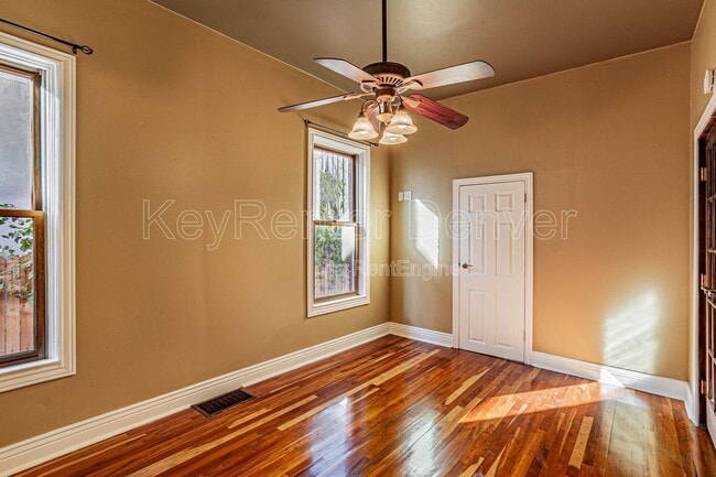 Building Photo - 2105 W 31st Ave