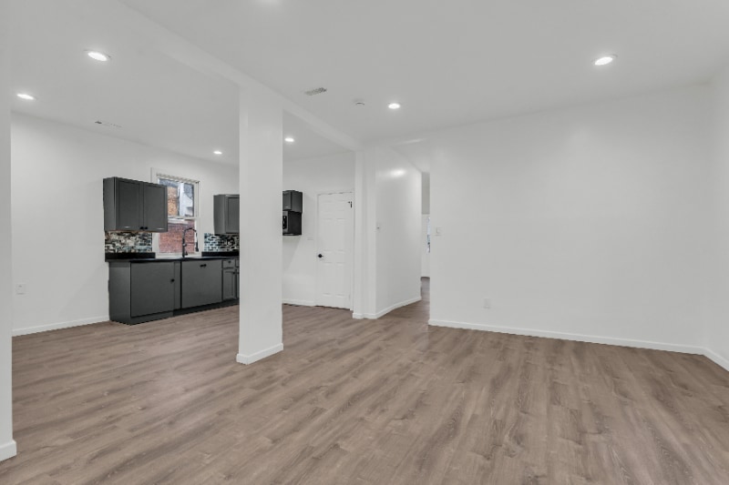 Building Photo - 3353 Fullerton Ave