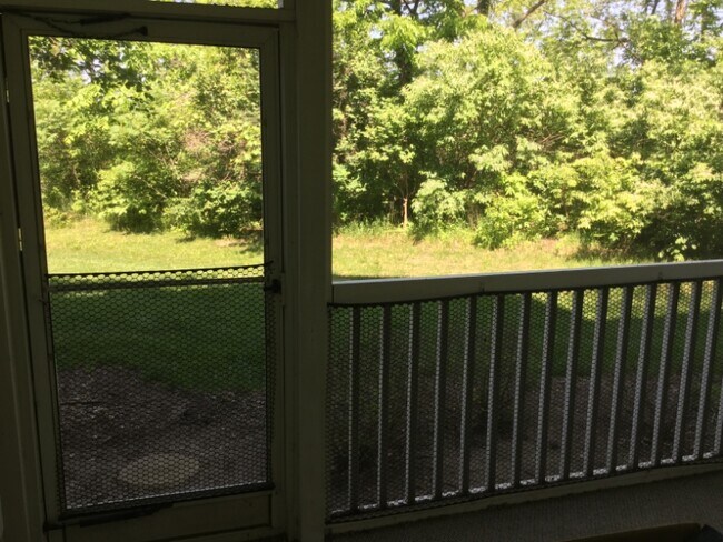 Building Photo - 1123 Joyce Ln