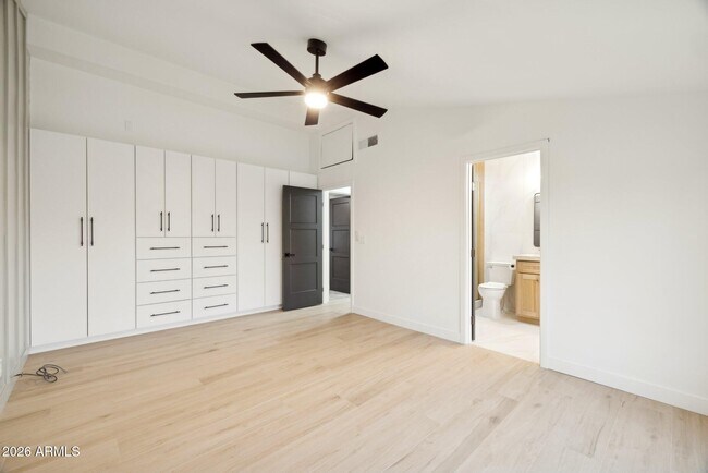 Building Photo - 1216 W Rovey Ave