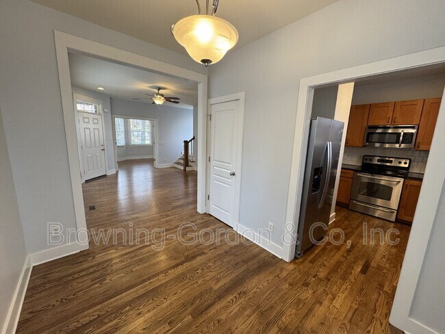 Building Photo - 1410 Caldwell Ave