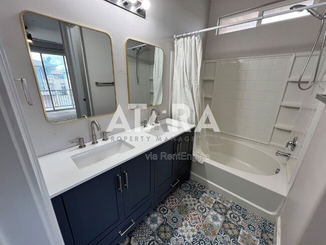 Building Photo - 11447 Open View Ln