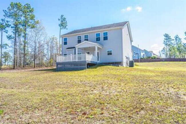 Building Photo - 655 N Prince Henry Way