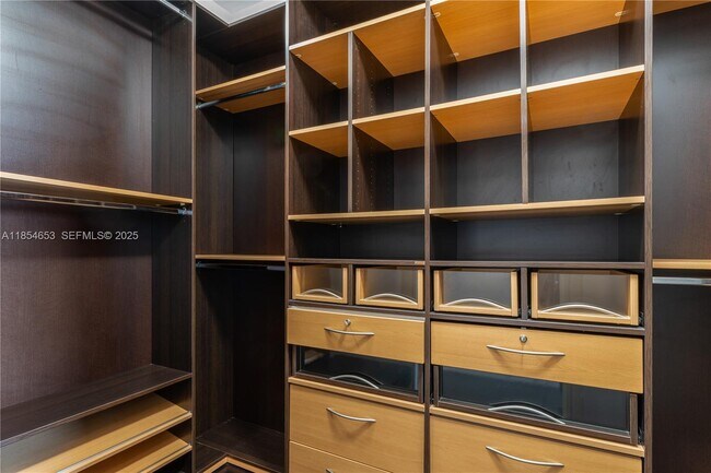 Building Photo - 17875 Collins Ave