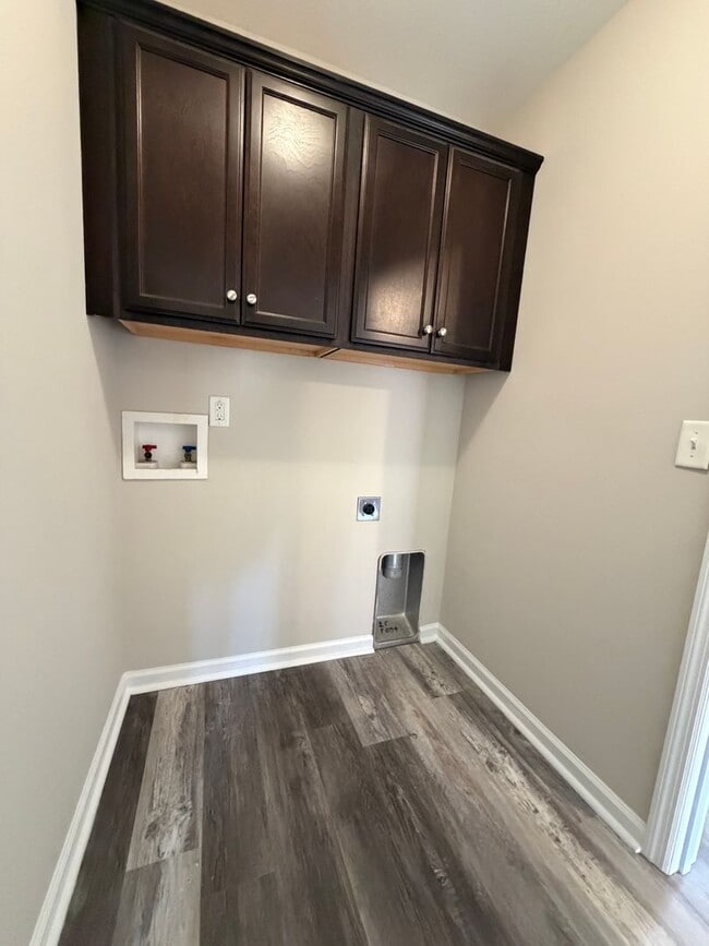 Building Photo - 2 BR 2 BA Townhome in Holly Ridge