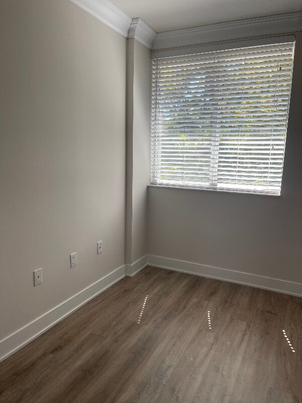 Building Photo - 515 NE 121st St