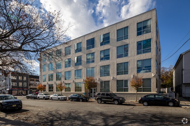 Building Photo - 505-509 Clinton Ave
