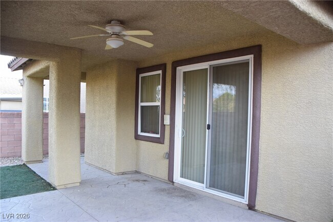 Building Photo - 60 Dark Creek Ave