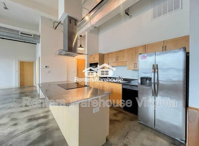 Building Photo - 500 Granby St