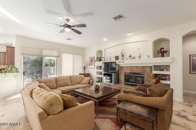 Building Photo - 3419 E June Cir