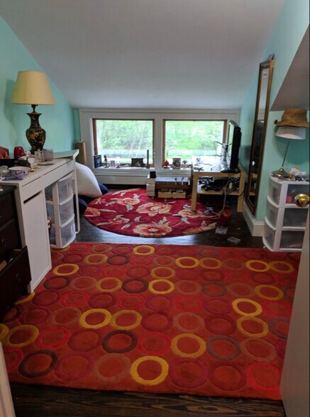 Building Photo - 1087 N Hoosac Rd