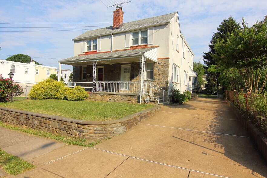 Building Photo - 772 Humphreys Rd