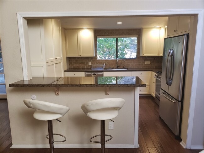 Building Photo - 4360 Caminito Pintoresco